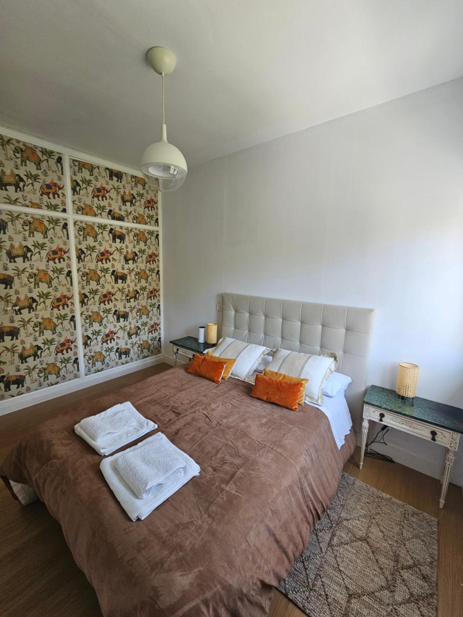 Malagueta Penthouse Premium Apartman Málaga Szoba fotó
